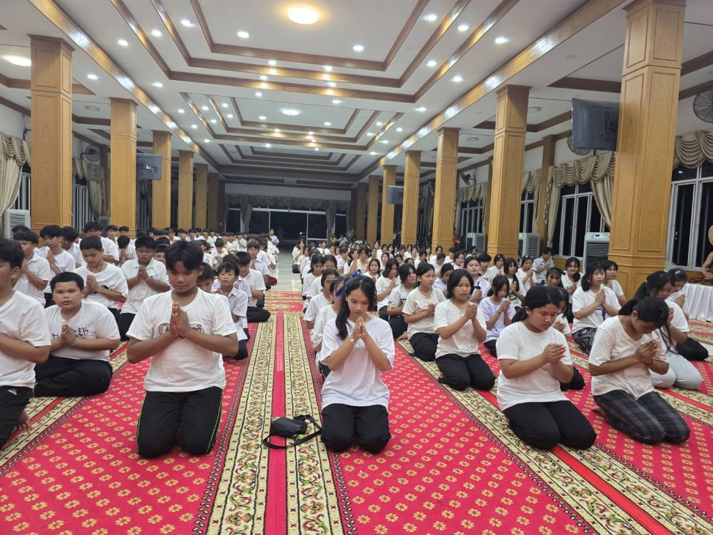 มหาสารคามส่งเสริมคุณธรรมจริยธรรมและศีลธรรมมุ่งเน้นให้ปฏิบัติศีล 5 ในกลุ่มเยาวชนเพื่อปลูกฝังพฤติกรรมให้เป็นคนมีวินัยมีความรับผิดชอบเจริญเติบโตเป็นผู้ใหญ่ที่มีคุณภาพ 13 Talknews Online
