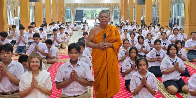 มหาสารคามส่งเสริมคุณธรรมจริยธรรมและศีลธรรมมุ่งเน้นให้ปฏิบัติศีล 5 ในกลุ่มเยาวชนเพื่อปลูกฝังพฤติกรรมให้เป็นคนมีวินัยมีความรับผิดชอบเจริญเติบโตเป็นผู้ใหญ่ที่มีคุณภาพ 12 มหาสารคามส่งเสริมคุณธรรมจริยธรรมและศีลธรรมมุ่งเน้นให้ปฏิบัติศีล 5 ในกลุ่มเยาวชนเพื่อปลูกฝังพฤติกรรมให้เป็นคนมีวินัยมีความรับผิดชอบเจริญเติบโตเป็นผู้ใหญ่ที่มีคุณภาพ