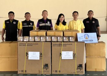 พลังใจประชาชน นครปฐมส่งถึงชายแดน ไทย-กัมพูชา พ่วงอุทกภัย ดินถล่ม ผ่านผู้ว่าฯนคนปฐม