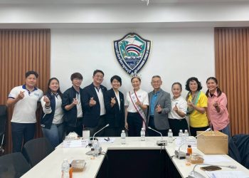 กาญจนบุรี – หอการค้าจังหวัดกาญจนบุรี ประชุมคณะกรรมการประจำเดือนกรกฎาคม 2568 เพื่อพบปะและร่วมหารือแนวทางการพัฒนาและส่งเสริมเศรษฐกิจจังหวัดกาญจนบุรีวันนี้ 1 ส.ค.68 ที่ห้อง