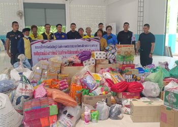 ชัยภูมิ บวร ผนึกกำลังร่วมบริจาคสิ่งของเพื่อช่วยเหลือพี่น้องทหารและประชาชนที่ศูนย์พักพิงอำเภอกาบเชิง จังหวัดสุรินทร์