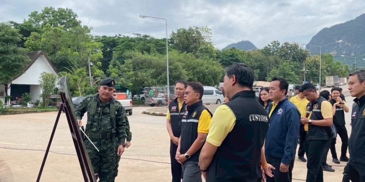 กาญจนบุรี - กรมศุลกากรติดตามโครงการสินค้าเข้า - ออก ชายแดนสังขละบุรี 12 กาญจนบุรี – กรมศุลกากรติดตามโครงการสินค้าเข้า – ออก ชายแดนสังขละบุรี