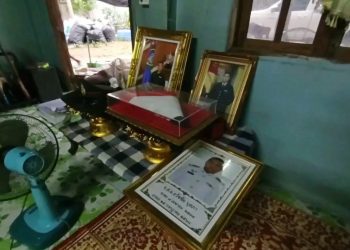 มุกดาหาร ภรรยาจ่าโต๋วีรบุรุษทหารกล้ากราบขอบคุณ มมส.หนุนการศึกษาให้แก่ครอบครัวผู้เสียสละ