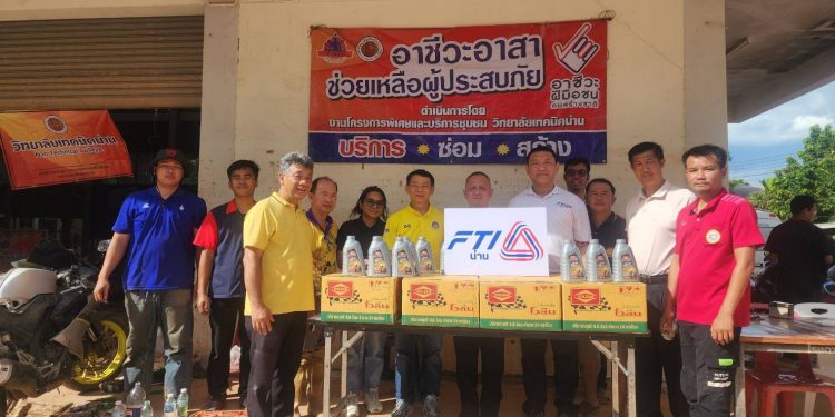 “น้ำใจจากภาคอุตสาหกรรม สู่พลังอาชีวะอาสา”น่าน – ในช่วงวิกฤตอุทกภัยที่ส่งผลกระทบอย่างรุนแรงต่อประชาชนในจังหวัดน่าน ภาคอุตสาหกรรมไม่อยู่เฉย ร่วมส่งพลังน้ำใจเพื่อสนับสนุนการฟื้นฟูในพื้นที่ 12 “น้ำใจจากภาคอุตสาหกรรม สู่พลังอาชีวะอาสา”น่าน – ในช่วงวิกฤตอุทกภัยที่ส่งผลกระทบอย่างรุนแรงต่อประชาชนในจังหวัดน่าน ภาคอุตสาหกรรมไม่อยู่เฉย ร่วมส่งพลังน้ำใจเพื่อสนับสนุนการฟื้นฟูในพื้นที่