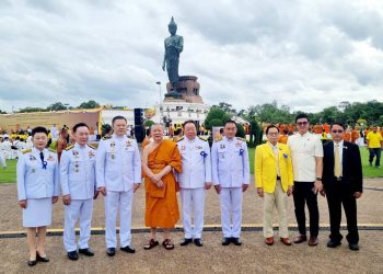 สกลนคร ดร.มหานิยมเผยข่าวดี ครม.อนุมัติที่ดินของวัดในพื้นที่ของรัฐเพื่อออกโฉนดเป็นที่ธรณีสงฆ์แล้ว