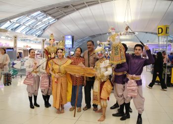 ท่าอากาศยานสุวรรณภูมิร่วมเผยแพร่ศิลปวัฒนธรรมไทย จัดแสดงหุ่นละครเล็กชุด “หนุมานจับนางเบญกาย” มอบประสบการณ์สุดประทับใจแก่ผู้โดยสาร