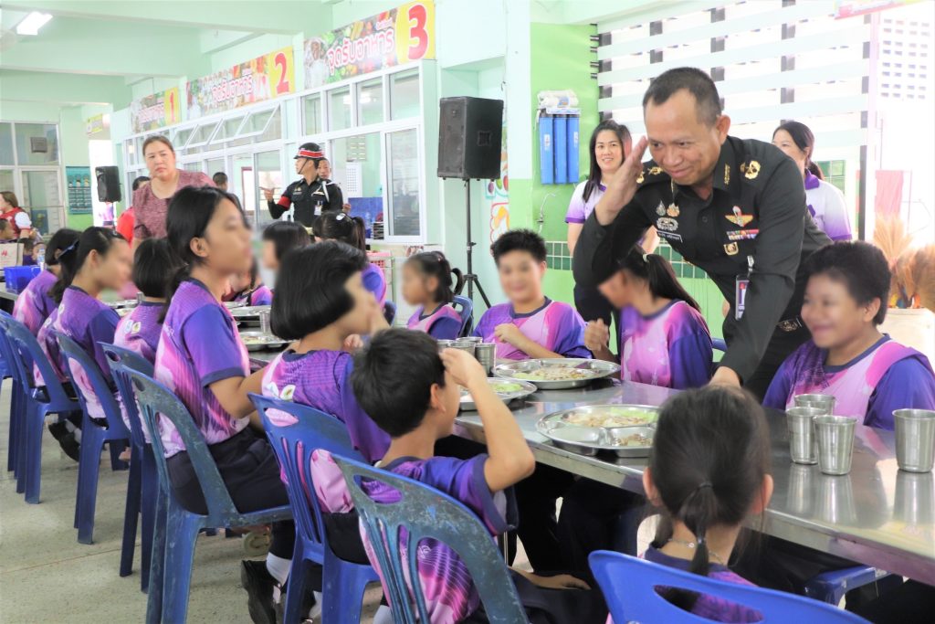 มทบ.37 จัดกิจกรรม เนื่องในโอกาสวันคล้ายวันพระราชทานกำเนิดโรงเรียนนายร้อยพระจุลจอมเกล้า ครบรอบ 138 ปี 13 Talknews Online