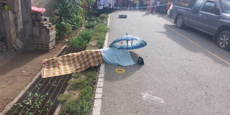 คนร้ายใช้เอ็ม.16 ยิงชายสูงอายุตาย1เจ็บ1ที่ระแงะ 12 คนร้ายใช้เอ็ม.16 ยิงชายสูงอายุตาย1เจ็บ1ที่ระแงะ