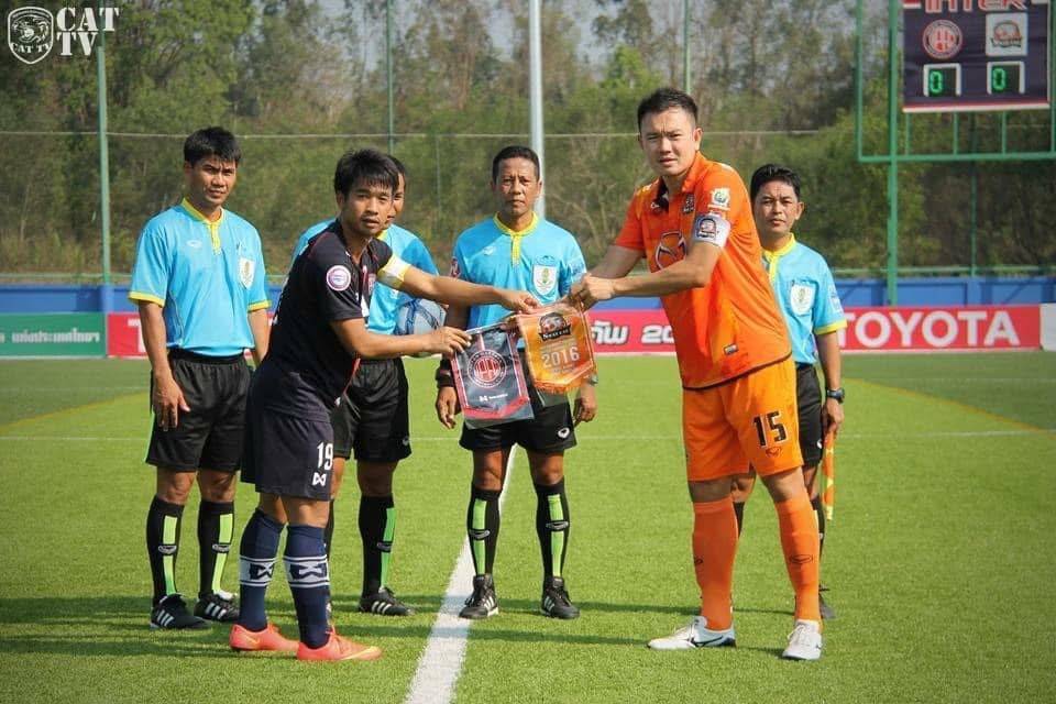 จังหวัดบึงกาฬ เดินหน้าจัดโครงการ “ฟุตบอลคลินิกสัญจร” เพื่อจุดประกายฝันและพัฒนาเยาวชนในพื้นที่ทุกอำเภอ โดยได้รับการสนับสนุนงบประมาณจากสำนักงานสลากกินแบ่งรัฐบาล และดำเนินโครงการโดยสำนักงานการท่องเที่ยวและกีฬาจังหวัดบึงกาฬ 13 Talknews Online