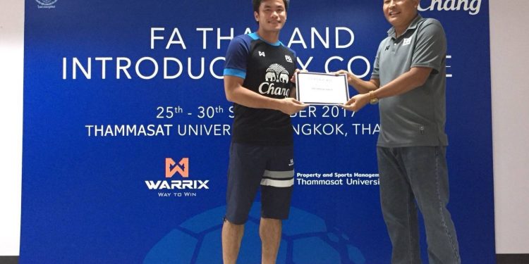 จังหวัดบึงกาฬ เดินหน้าจัดโครงการ “ฟุตบอลคลินิกสัญจร” เพื่อจุดประกายฝันและพัฒนาเยาวชนในพื้นที่ทุกอำเภอ โดยได้รับการสนับสนุนงบประมาณจากสำนักงานสลากกินแบ่งรัฐบาล และดำเนินโครงการโดยสำนักงานการท่องเที่ยวและกีฬาจังหวัดบึงกาฬ 12 จังหวัดบึงกาฬ เดินหน้าจัดโครงการ “ฟุตบอลคลินิกสัญจร” เพื่อจุดประกายฝันและพัฒนาเยาวชนในพื้นที่ทุกอำเภอ โดยได้รับการสนับสนุนงบประมาณจากสำนักงานสลากกินแบ่งรัฐบาล และดำเนินโครงการโดยสำนักงานการท่องเที่ยวและกีฬาจังหวัดบึงกาฬ