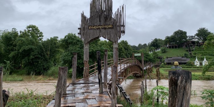 น้ำเริ่มเอ่อรอบสะพานซูตองเป้ต้องเฝ้าระวัง จุดอื่นระดมแก้ไขแล้ว 12 น้ำเริ่มเอ่อรอบสะพานซูตองเป้ต้องเฝ้าระวัง จุดอื่นระดมแก้ไขแล้ว