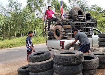 ปราจีนบุรี มอบยางรถยนต์ให้ทหารชายแดน