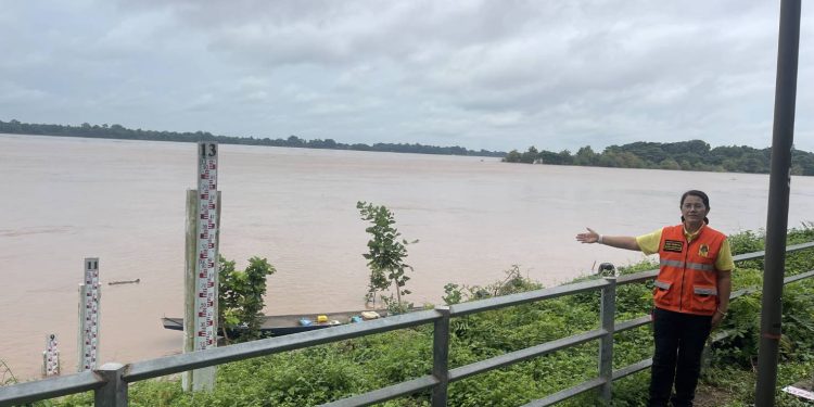 อำนาจเจริญ แม่น้ำโขงหนุนสูงแต่มีแนวโน้มลดลงนาข้าว 300 ไร่ มันสำปะหลังประมาณ 30 ไร่และพืชผักจำนวนมาก ปภ.ออกสำรวจ พร้อมให้การช่วยเหลือแล้ว