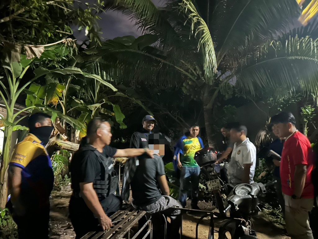 พังงา-อำเภอตะกั่วทุ่งเปิดปฏิบัติการ “สัปดาห์สีแดง” ไล่ล่าผู้ค้ายาเสพติด รวบ 1 ผู้ต้องหา พร้อมร้องทุกข์เพิ่มอีก 6 ราย 13 Talknews Online