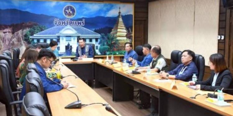 ผู้ว่าฯ แพร่ ต้อนรับเอกอัครราชทูตไทยณ กรุงสตอกโฮล์ม หารือความร่วมมือ เตรียมจัดเสวนา "สานพลังไทย-สวีเดนสู่เมืองไม้ยั่งยืน" 12 ผู้ว่าฯ แพร่ ต้อนรับเอกอัครราชทูตไทยณ กรุงสตอกโฮล์ม หารือความร่วมมือ เตรียมจัดเสวนา “สานพลังไทย-สวีเดนสู่เมืองไม้ยั่งยืน”