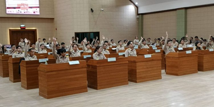 สภา อบจ. ลงมติผ่านงบปี 69วงเงิน 2,300 ล้าน เร่งขุดลอกป้องกันน้ำท่วม 8 อำเภอ 120กม. ขับเคลื่อนเชียงใหม่สู่มรดกโลก ปี 70 12 สภา อบจ. ลงมติผ่านงบปี 69วงเงิน 2,300 ล้าน เร่งขุดลอกป้องกันน้ำท่วม 8 อำเภอ 120กม. ขับเคลื่อนเชียงใหม่สู่มรดกโลก ปี 70