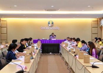 อำนาจเจริญ ประชุมคณะกรรมการร่วมภาครัฐและเอกชนเพื่อพัฒนาและแก้ไขปัญหาทางเศรษฐกิจจังหวัดอำนาจเจริญ (กรอ.จังหวัดอำนาจเจริญ) ครั้งที่ 5 /2568