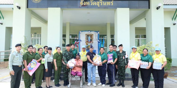 (สุรินทร์) ผบ.มทบ.25 ตรวจเยี่ยมทหารผ่านศึกในพื้นที่ จังหวัดสุรินทร์