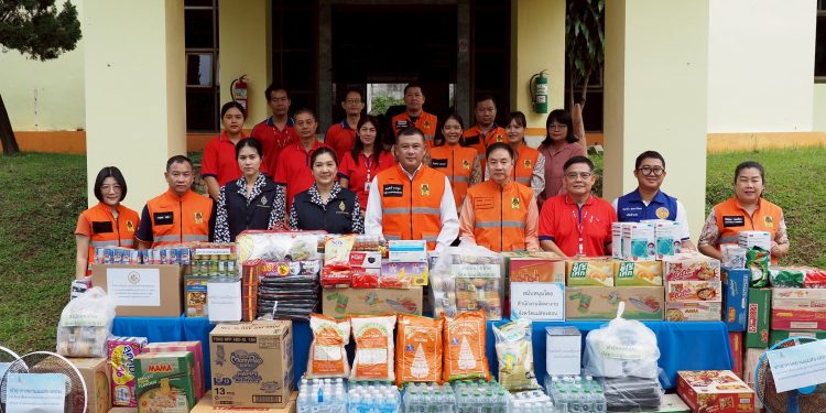 แม่ฮ่องสอน ชาวแม่ฮ่องสอนรวมน้ำใจพร้อมส่งสิ่งของบรรเทาทุกข์ช่วยพื้นที่ประสบภัยชายแดนไทย-กัมพูชา 12 แม่ฮ่องสอน ชาวแม่ฮ่องสอนรวมน้ำใจพร้อมส่งสิ่งของบรรเทาทุกข์ช่วยพื้นที่ประสบภัยชายแดนไทย-กัมพูชา