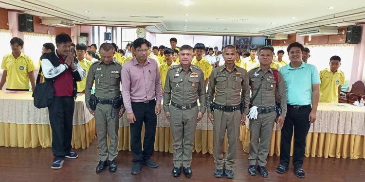 สิงห์บุรี / พิธีเปิดโครงการ “ปิดโรงเรียน เปิดโรงรถ”