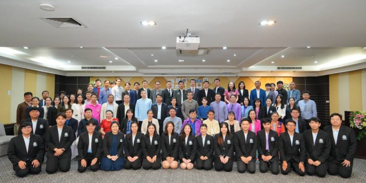 เชียงใหม่ เดินหน้าลดความเหลื่อมล้ำทางการศึกษา ชูขับเคลื่อนเทคโนโลยีดิจิทัลยกระดับคิดวิเคราะห์ในเด็ก-เยาวชน เป็นต้นแบบภาคเหนือ