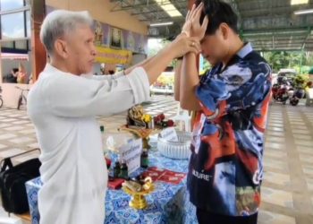 นครนายก – แห่ขอพรแน่นอุทยานพระพิฆเนศ พร้อมดูเส้นลายมือแม่นขนหัวลุก ส่วนหนุ่มดวงดีลุ้นเรียกไอ้ไข่ ฯ เสี่ยงโชค