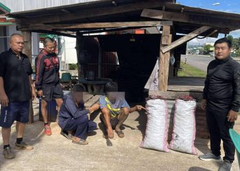 ชัยภูมิวงจรปิดจับภาพแก้งวัยรุ่นตะเวนขโมยถ่านก่อไฟจนชาวบ้านเดือดร้อน