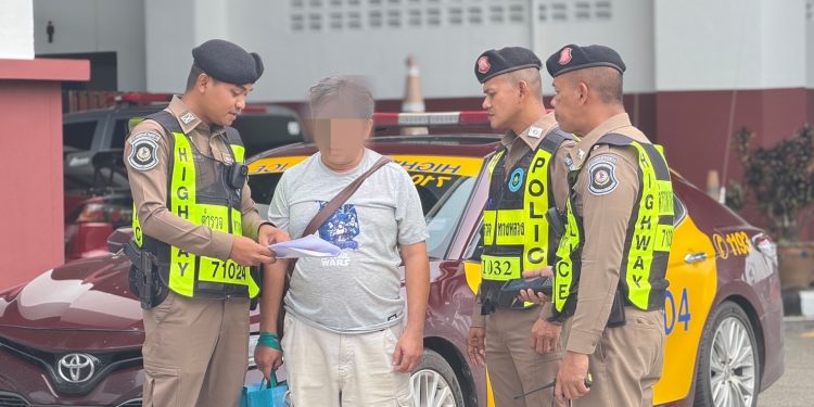 ตำรวจสอบสวนกลาง (CIB) โดยกองบังคับการตำรวจทางหลวง จับกุมอดีตเจ้าของเต็นท์รถตระเวนก่อเหตุหลอกซื้อดาวน์ก่อนนำรถไปส่งขายเข้าตลาดมืด มีหมายจับติดตัวรวม 10 หมาย