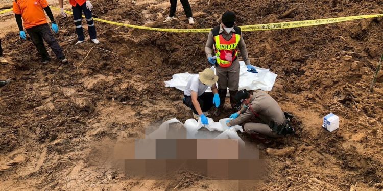 พบแล้ว 1 ใน 2 คนที่สูญหายไปกับน้ำป่าหลากที่ห้วยโป่ง