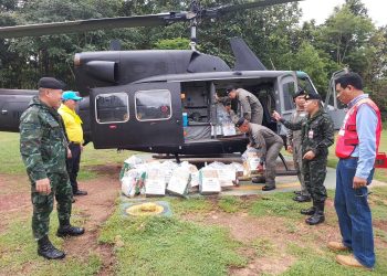 แม่ฮ่องสอนต้องใช้ ฮ ขนส่งสิ่งของบรรเทาทุกข์ไปยังหมู่บ้านอีกหลายแห่งที่เส้นทางยังถูกตัดขาด