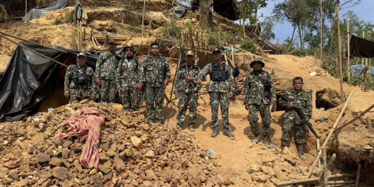 กาญจนบุรี – แก๊งลักลอบร่อนแร่ทองคำ-ผู้รับซื้อมีหนาว เปิดบทลงโทษสุดหนัก จำคุกตั้งแต่ 4-20 ปี ปรับสูงสุด 2 ล้าน หรือทั้งจำทั้งปรับ