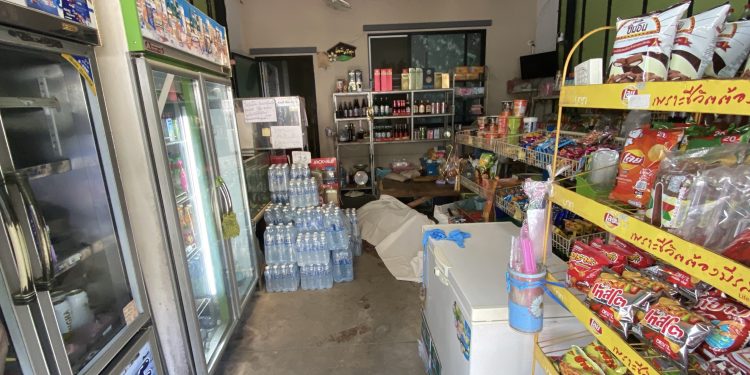 ฆ่าโหดจ้วงแทงยับ 13 แผล คุณยายวัย 73 ปี แม่ค้าร้านของชำย่านบางพลี 12 ฆ่าโหดจ้วงแทงยับ 13 แผล คุณยายวัย 73 ปี แม่ค้าร้านของชำย่านบางพลี