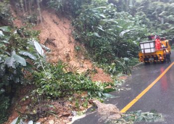พังงา แขวงทางหลวงจังหวัดพังงาเร่งเข้าเกียร์เส้นทางหลวงหมายเลข 4 ตอน คลองบางดินสอ – นาเหนือ ที่ กม.895+790 ถึง 895+800