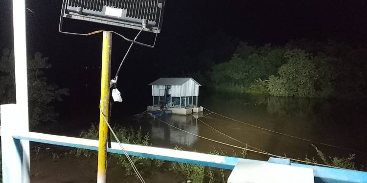 ปราจีนบุรี หนุ่มโรงงานลูก 3 คิดสั้นกระโดดน้ำเสียชีวิต 12 ปราจีนบุรี หนุ่มโรงงานลูก 3 คิดสั้นกระโดดน้ำเสียชีวิต
