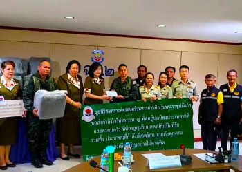 (สุรินทร์) ผู้แทนจากมูลนิธิสงเคราะห์ครอบครัวทหารผ่านศึกในพระราชูปถัมภ์สมเด็จพระศรีนครินทราบรมราชชนนี เยี่ยมทหารบาดเจ็บจากการปฏิบัติหน้าที่ชายแดนไทย – กัมพูชา ในพื้นที่จังหวัดสุรินทร์