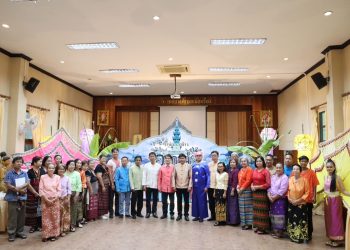 อำเภอแม่สะเรียง แถลงข่าวการจัดประเพณีออกหว่า เทศกาลออกพรรษา ประจำปี 2568 สืบสานอัตลักษณ์ล้านนาตะวันตก แห่งเดียวในประเทศไทย