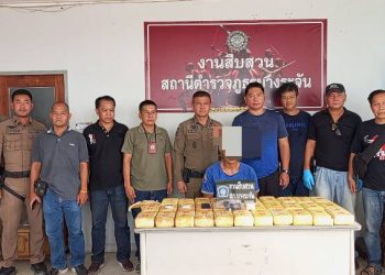 สิงห์บุรี / สืบสวนบางระจันบุกจับ! ยึดยาบ้ากว่า 3 แสนเม็ดและยาเค ผู้ต้องสงสัยยังปฏิเสธอ้างพี่เขยใช้รถ