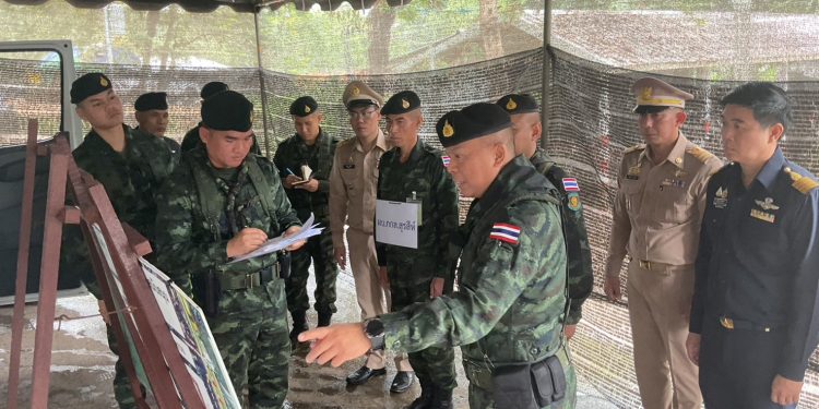 กาญจนบุรี – ผบ.ฉก.ลาดหญ้า ลงพื้นที่ย้ำความพร้อม ชายแดนสังขละบุรี พร้อมตรวจการปฏิบัติงานรถ X – Ray (ZBV) ตรวจจับสิ่งผิดกฎหมาย-ยาเสพติด