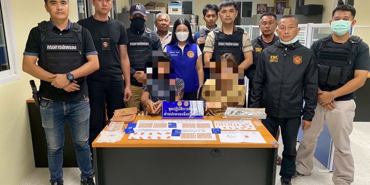 พังงา ชุดปฏิบัติการพิเศษฝ่ายปกครอง “เอราวัณ”จังหวัดพังงา ปฏิบัติการกวาดล้างยาเสพติดจับกุมผู้ต้องหาพร้อมยาบ้ากว่า 1000 เม็ด 12 พังงา ชุดปฏิบัติการพิเศษฝ่ายปกครอง “เอราวัณ”จังหวัดพังงา ปฏิบัติการกวาดล้างยาเสพติดจับกุมผู้ต้องหาพร้อมยาบ้ากว่า 1000 เม็ด