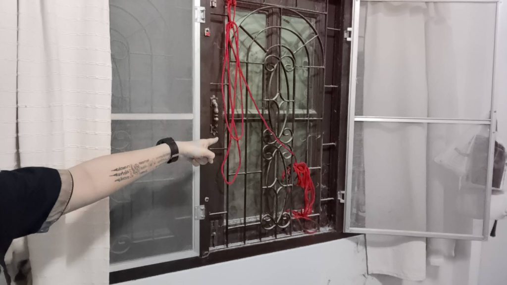 ปราจีนบุรี สามีช็อคเปิดประตูห้องพบภรรยาแขวนคอดับ 13 Talknews Online