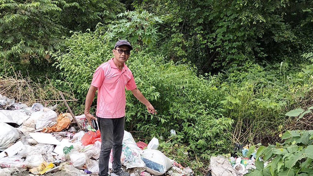 ปราจีนบุรี ชาวบ้านพบถุงดำทิ้งบ่อขยะมีกลิ่นเหม็นแจ้งผู้ใหญ่ตรวจสอบ 13 Talknews Online