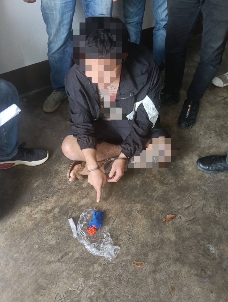 ลำปาง_ตำรวจสภ.เขลางค์นคร รวบ กรด พ่อค้ายาบ้าตัวตึง.! 14 Talknews Online