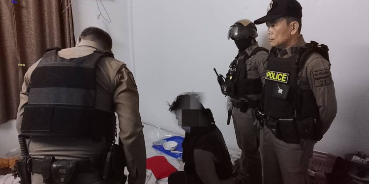 ปราจีนบุรี ควักปืนBB gun จี้ท้องผู้เป็นน้องตกใจกลัววิ่งหนี ตาย