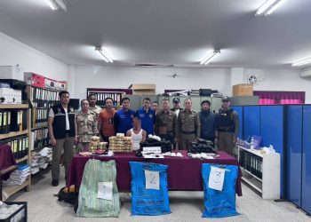 บ้านหลวง จับยาบ้า 3.4 แสนเม็ด ผู้ต้องหา 2 ราย รถยนต์ 2 คัน