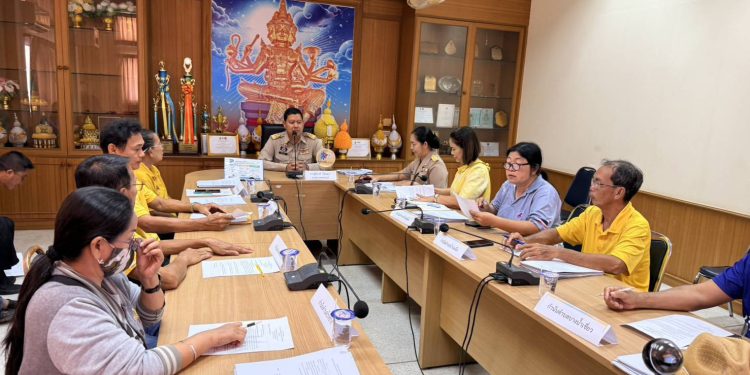 สิงห์บุรี / พรหมบุรีประชุมซักซ้อมแนวทางขับเคลื่อนโครงการ “คนละครึ่งพลัส” สนับสนุนนโยบายเศรษฐกิจของรัฐบาล 12 สิงห์บุรี / พรหมบุรีประชุมซักซ้อมแนวทางขับเคลื่อนโครงการ “คนละครึ่งพลัส” สนับสนุนนโยบายเศรษฐกิจของรัฐบาล