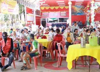 สกลนคร สุขใจ ได้บุญ เทศกาลถือศีล กินเจ ปีที่ 30 คนแห่กินเพียบ