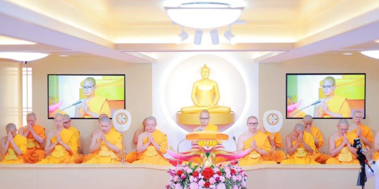รองกงสุลใหญ่ ร่วมทอดกฐินสามัคคีวัดพระธรรมกายโอซาก้า 12 รองกงสุลใหญ่ ร่วมทอดกฐินสามัคคีวัดพระธรรมกายโอซาก้า