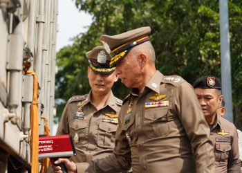 นครปฐม ผบช.ภ.7 นับหนึ่งเดินหน้าโครงการ “ขนส่งปลอดภัย” Truck Safety เข้มตระหนัก ป้ายสะท้อนแสงรถบรรทุก ครั้งแรกในประเทศ