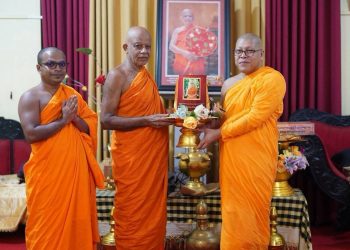สังฆสัมพันธ์กฐินสมทบศรีลังกาสืบสายธรรมเชื่อมไมตรีพุทธศาสนาโลก 15 สังฆสัมพันธ์กฐินสมทบศรีลังกาสืบสายธรรมเชื่อมไมตรีพุทธศาสนาโลก