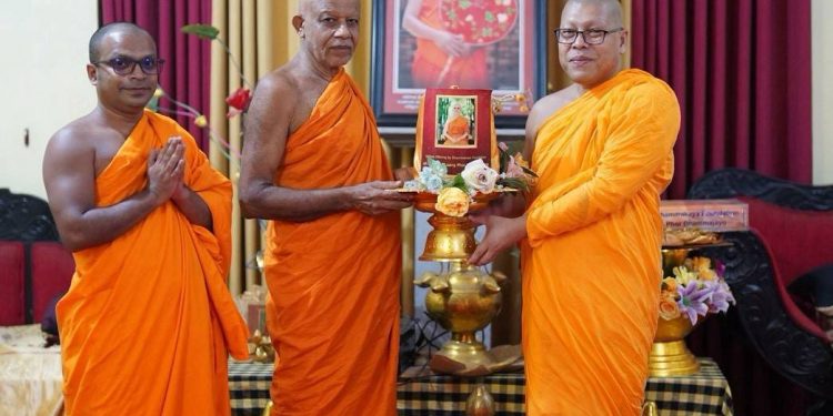 สังฆสัมพันธ์กฐินสมทบศรีลังกาสืบสายธรรมเชื่อมไมตรีพุทธศาสนาโลก 12 สังฆสัมพันธ์กฐินสมทบศรีลังกาสืบสายธรรมเชื่อมไมตรีพุทธศาสนาโลก